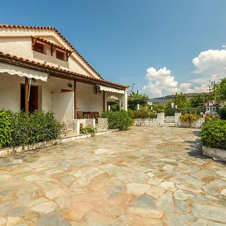 Sophia's Maisonette 2 * Sztúpa