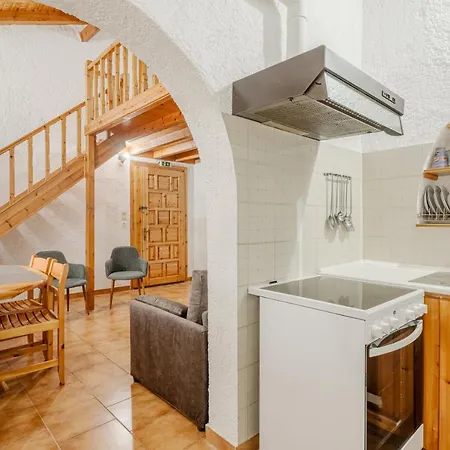 Sophia's Maisonette 2 Apartment